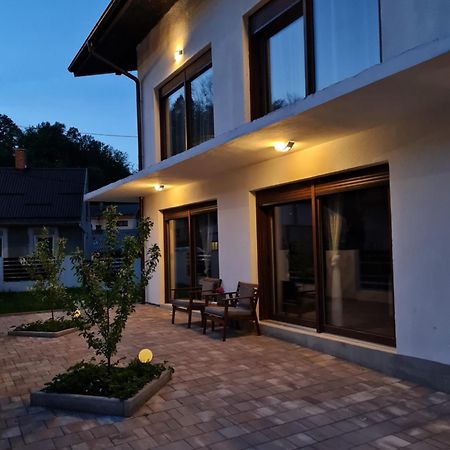 Old Town Road Karlovac Exterior foto