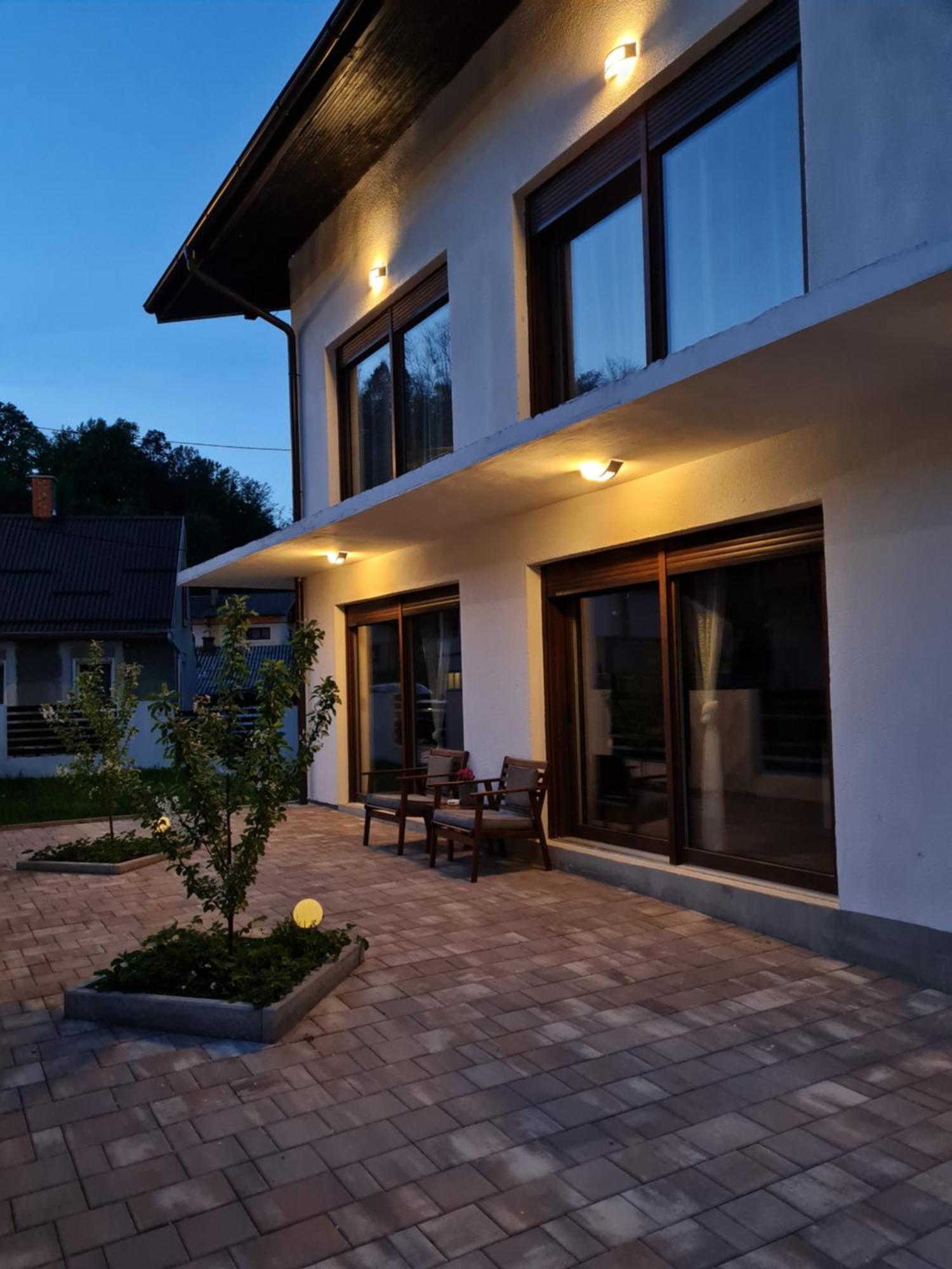 Old Town Road Karlovac Exterior foto